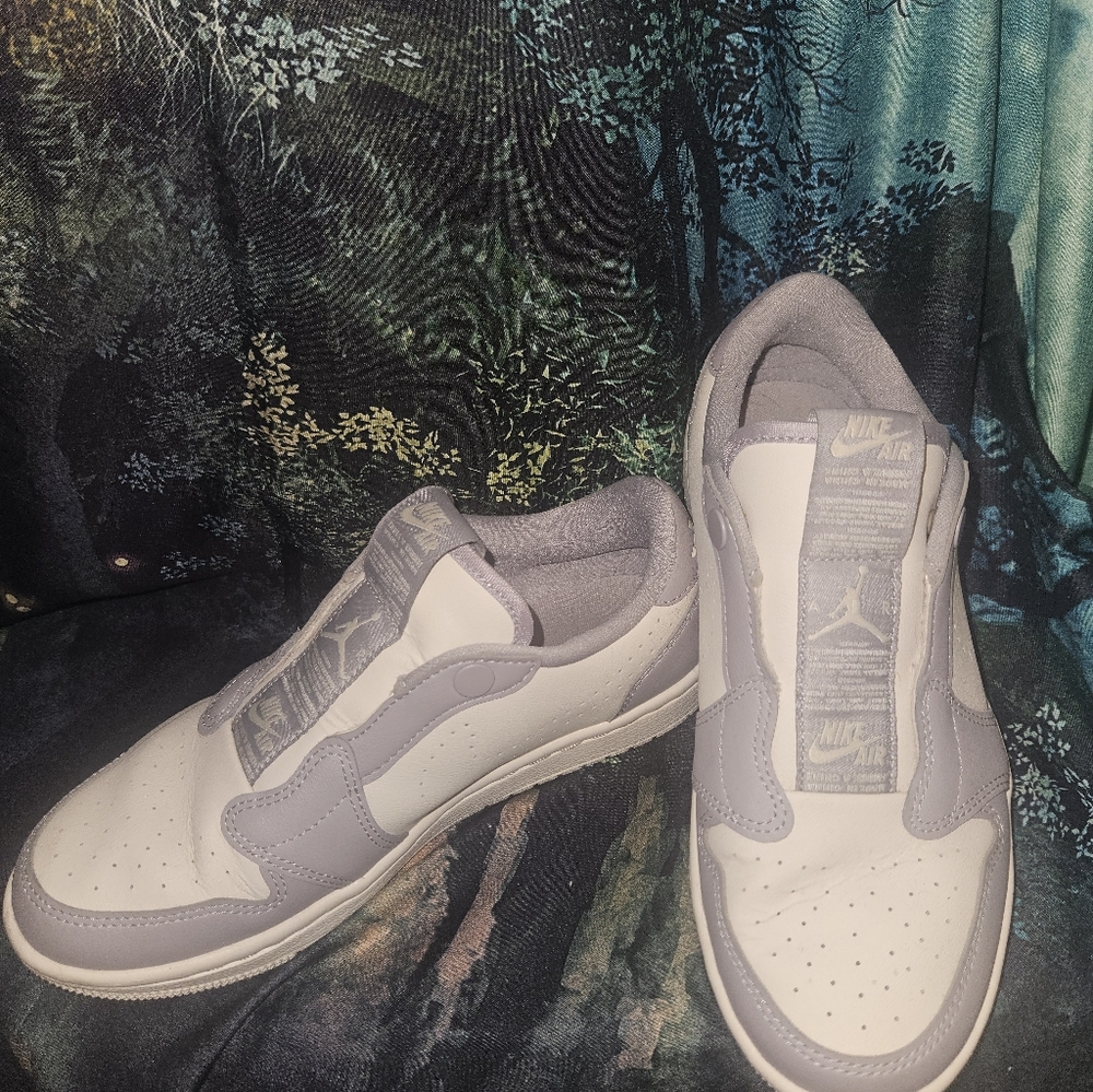 Nike Gray Canvas Snap Button Shoes